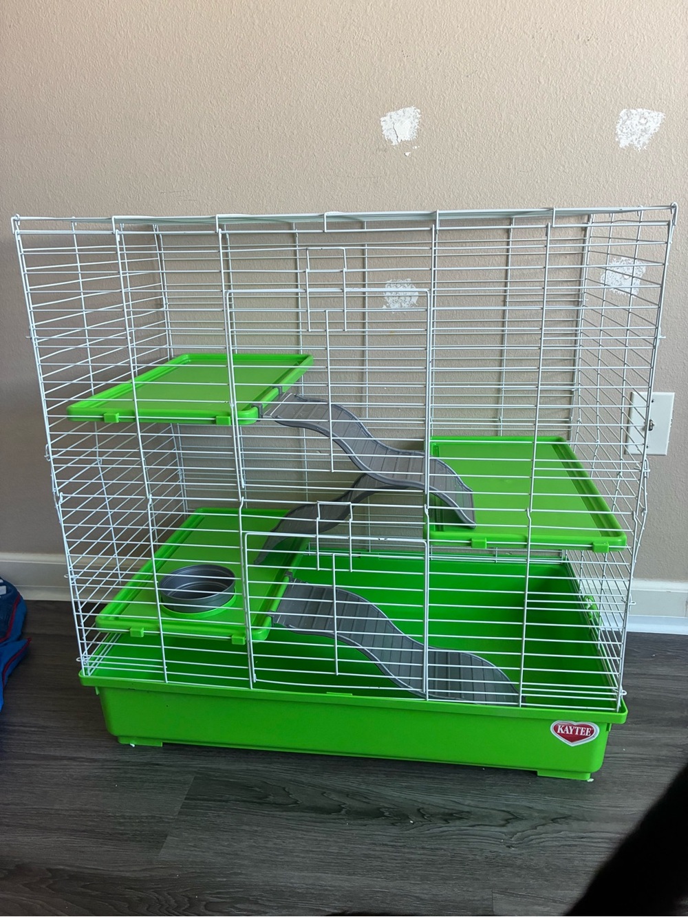 Kaytee Chinchilla or Ferret Starter Habitat - Green